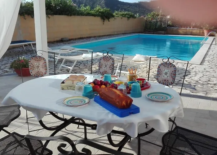 Oda ve Kahvaltı Il Melograno